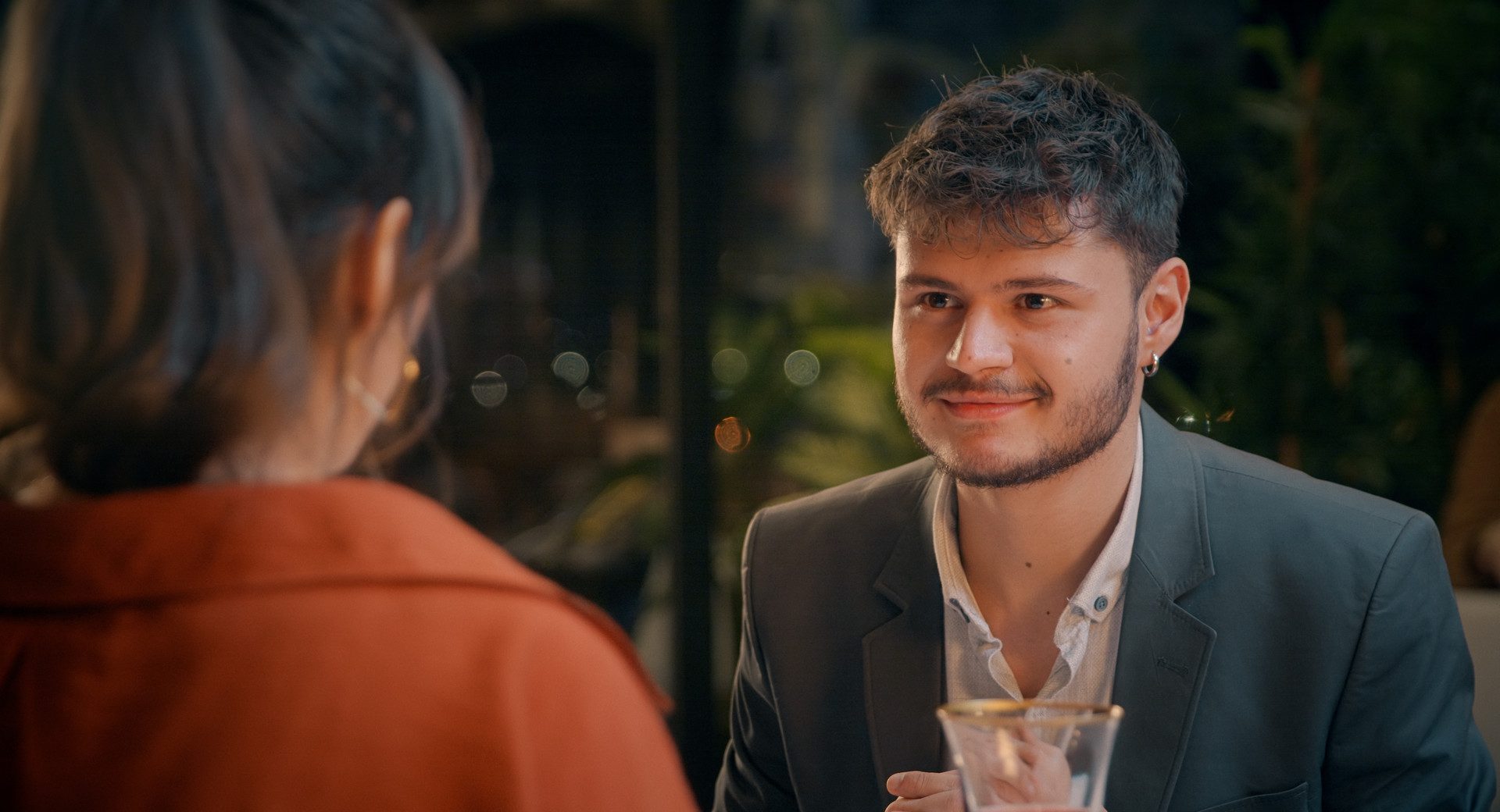 初次约会：迟到 First Date : Late To Date