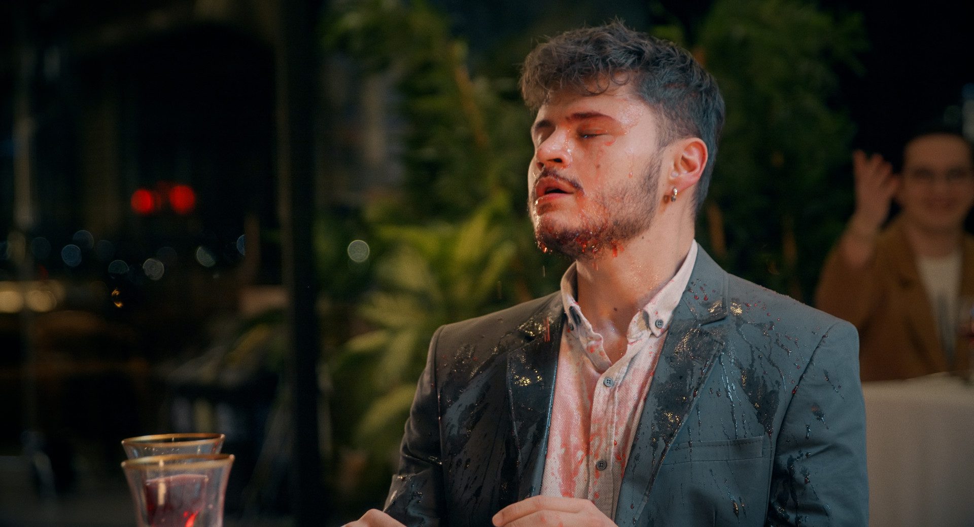 初次约会:迟到 First Date : Late To Date_1